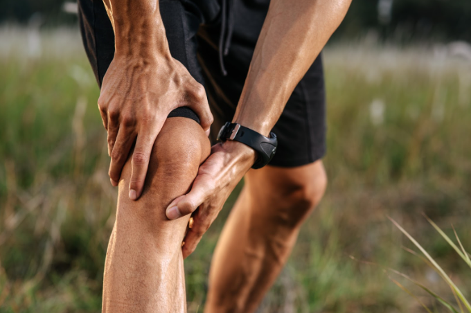 Top 5 Supplements for Cracking Knees